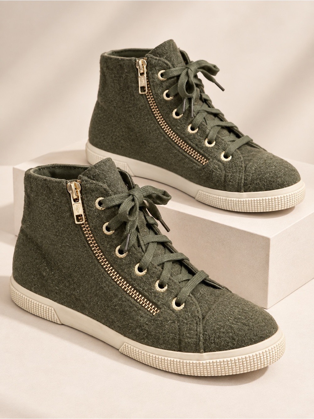 Superga Olive Wool Felt
High Top Sneakers zipper, laces size 37 1/2 = 7 US